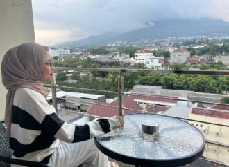 Healing di Kota Batu Sambil Menikmati City Lights ‘Edelweiss Sky Garden’ di Samara Resort