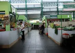 Berburu Jajanan ‘Ramah Kantong’ di Pasar Oro-Oro Dowo Kota Malang