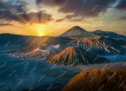 Sedikit Hari Libur, Kunjungan Wisatawan Bromo Menurun