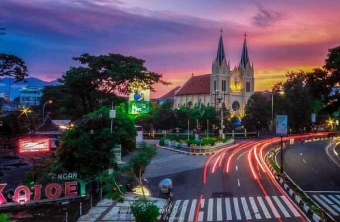 Suka Teringat Malang Pas Lagi Jauh ? Ini Alasan Kenapa Malang Bikin Candu
