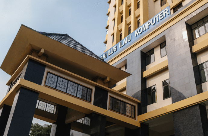 Keren! Batik Karya FILKOM UB mendapat Penghargaan Dekranasda Malang