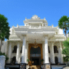 Temukan Sensasi Menginap Ala Kerajaan Romawi di Garand Palace Hotel
