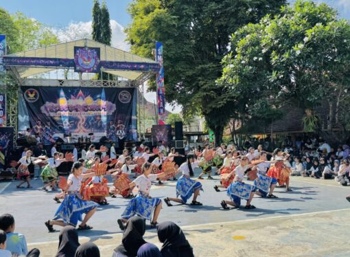 Spectacolor SMPN 4 Malang 2025: Pesta Warna, Musik, dan Keceriaan di Ulang Tahun ke-39!