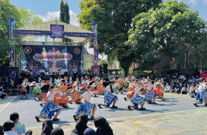 Spectacolor SMPN 4 Malang 2025: Pesta Warna, Musik, dan Keceriaan di Ulang Tahun ke-39!