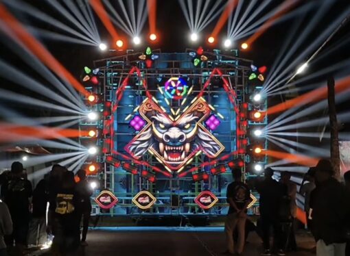 Bule Rusia & DJ Bravy Ikut Goyang di Sound Horeg Malang, Festival yang Bikin Jalanan Pecah!