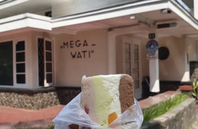 Es Krim Megawati, Legenda Manis dari Malang yang Tetap Eksis di Tengah Zaman