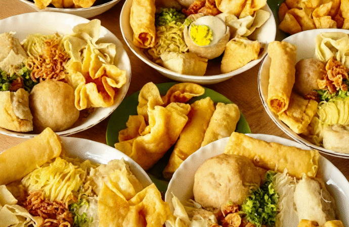 Tetap Kenyang Kulineran Low Budget di Malang, Ikuti Tips Ini