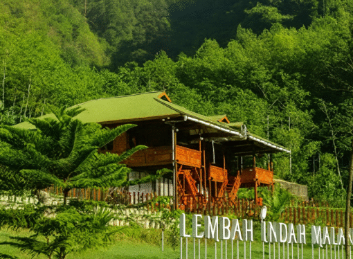 Gak Cuma Mistis, Gunung Kawi Malang juga Punya Surga Tersembunyi