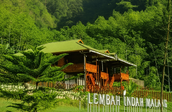 Gak Cuma Mistis, Gunung Kawi Malang juga Punya Surga Tersembunyi